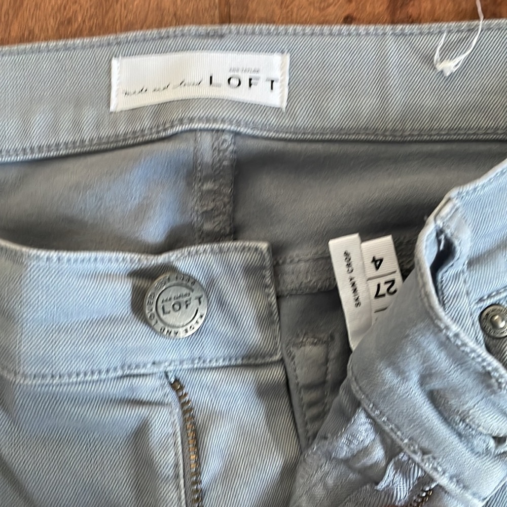 Loft light grey skinny crop size 4 jeans - Picture 2 of 6